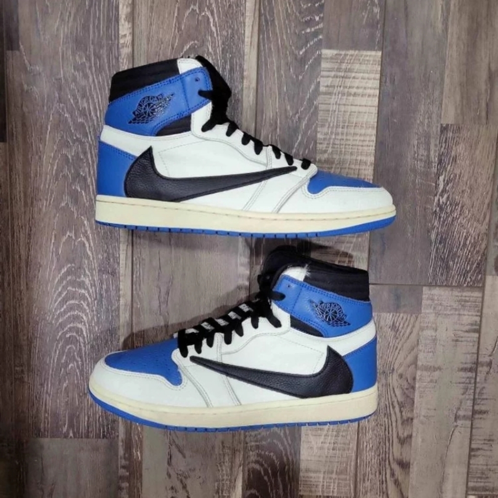 Jordan 1 Retro High OG SP x Travis Scott - Picture 1 of 11